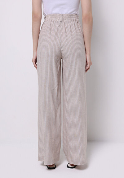 اعرض التفاصيل لـ Straigt Fit خصر منخفض ساق واسعة بنطلون بيج نسائي