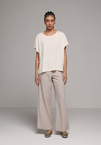 صورة من Straigt Fit خصر منخفض ساق واسعة بنطلون بيج نسائي