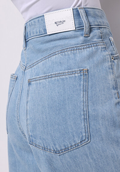 اعرض التفاصيل لـ فضفاض قصة ارتفاع الخصر مستقيم نسائي نيلي جان شورت