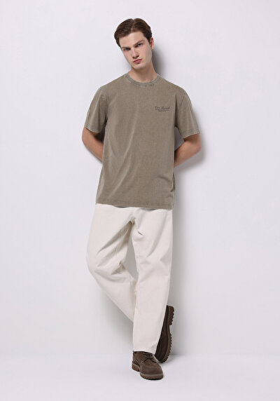 صورة من كومفورت فيت رقبة مستديرة مستقيم رجالي بيج كم قصير تي شيرت