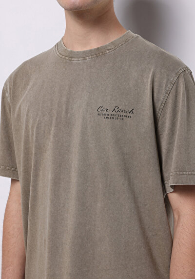 صورة من كومفورت فيت رقبة مستديرة مستقيم رجالي بيج كم قصير تي شيرت