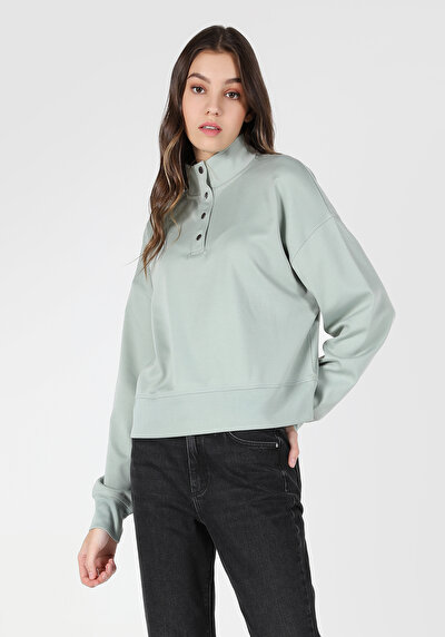 صورة من أخضر للنساء بلوز