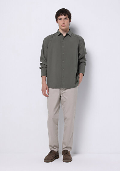 صورة من بيج للرجال بناطيل