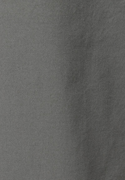 اعرض التفاصيل لـ أخضر للرجال بناطيل