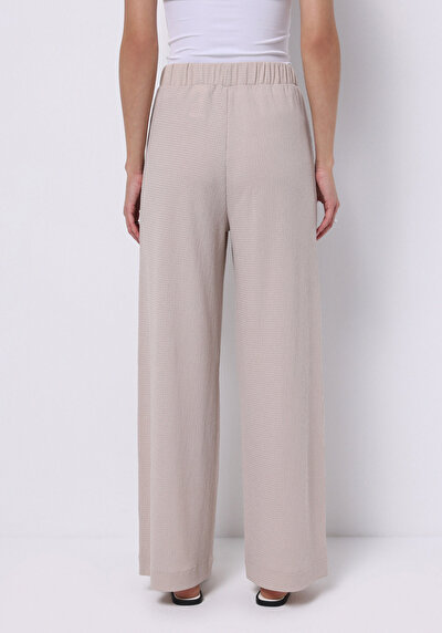 صورة من عادي الخصر مستقيم نسائي بيج بنطال رياضي