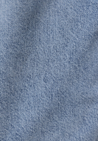 اعرض التفاصيل لـ عادي مقاس متوسط الخصر مستقيم رجالي نيلي جان شورت