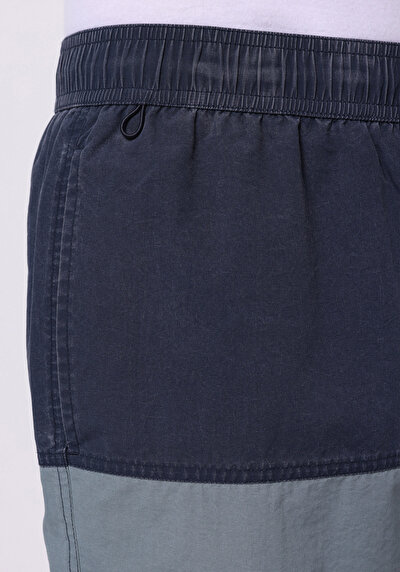 اعرض التفاصيل لـ شورت سباحة رجالي أزرق مطبوع سليم