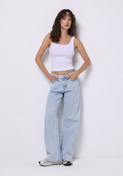 صورة من جينز نيلي نسائي