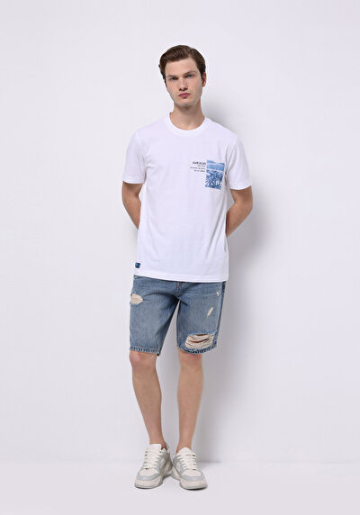 صورة من عادي مقاس متوسط الخصر مستقيم رجالي الدنيم جان شورت