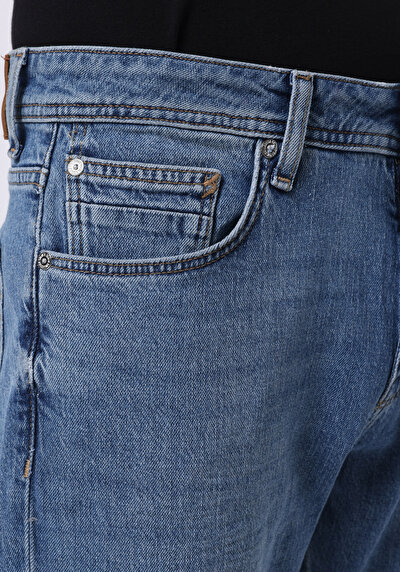 اعرض التفاصيل لـ أزرق للرجال بناطيل