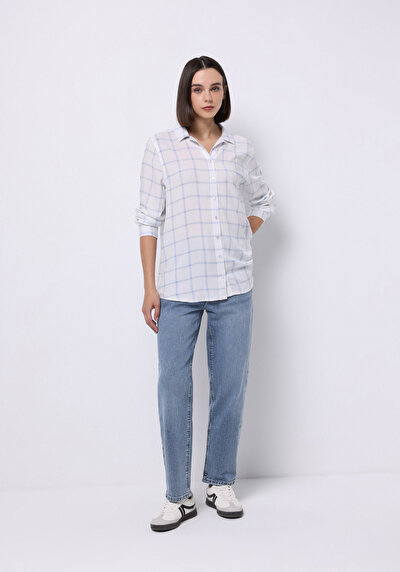 صورة من أزرق للنساء قميص كم طويل