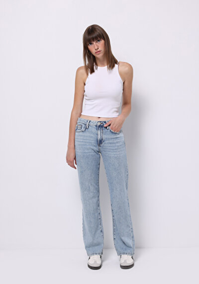 صورة من مستقيم الخصر مستقيم الساق نسائية نيلي الجينز