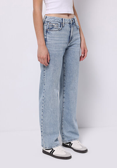 صورة من مستقيم الخصر مستقيم الساق نسائية نيلي الجينز