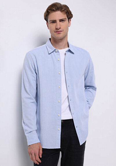 صورة من أزرق للرجال قميص  كم طويل