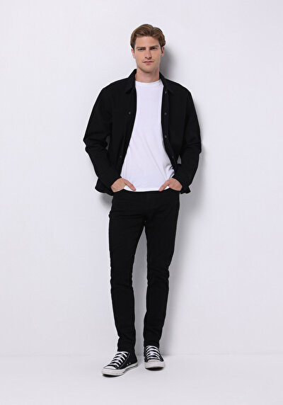 صورة من أسود للرجال