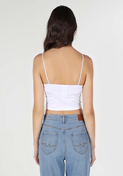 صورة من سليم فيت بلوزة دبابة بيضاء للنساء