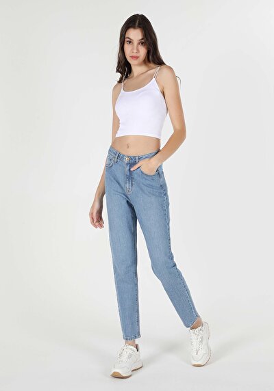 اعرض التفاصيل لـ سليم فيت بلوزة دبابة بيضاء للنساء