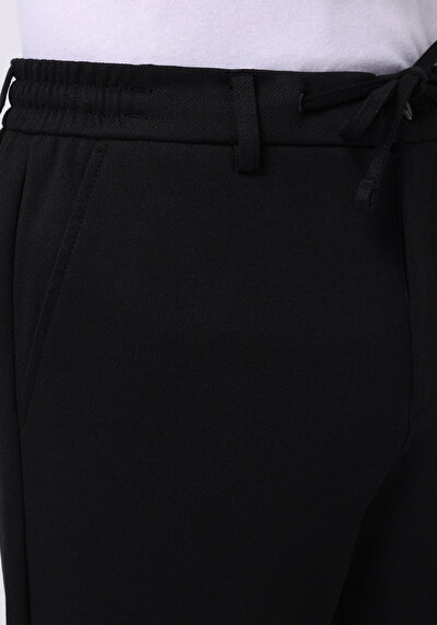 اعرض التفاصيل لـ أسود للرجال بناطيل