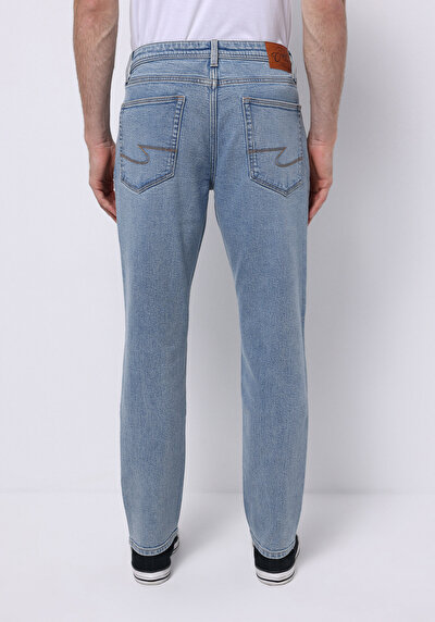 اعرض التفاصيل لـ أزرق فاتح للرجال بناطيل