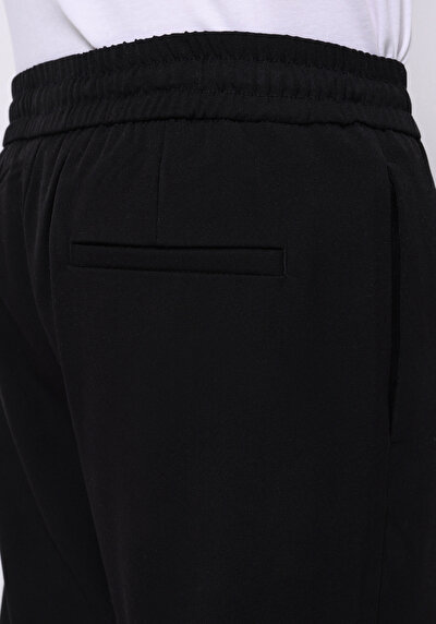 اعرض التفاصيل لـ أسود للرجال بناطيل