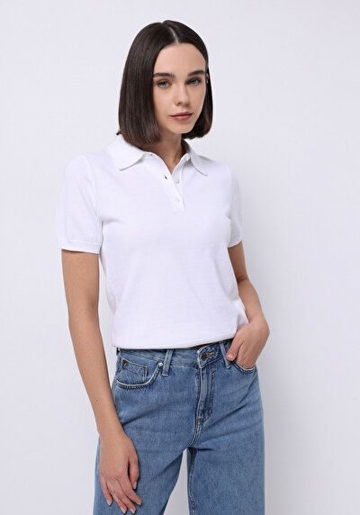 صورة من أبيض للنساء 