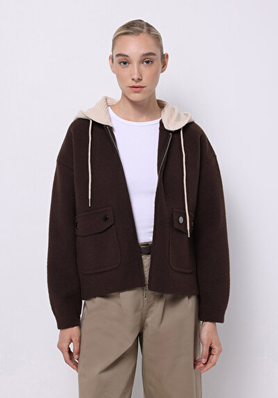 صورة من بني للنساء 