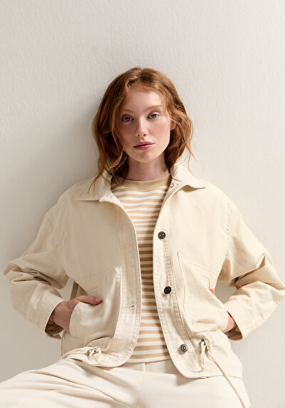 صورة من بيج فاتح للنساء 