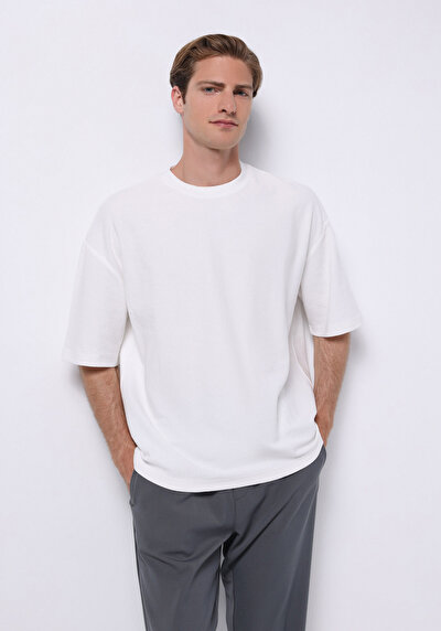 صورة من أبيض للرجال تي شيرت بأكمام قصيرة