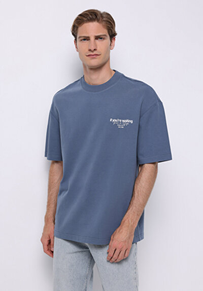 صورة من أزرق للرجال تي شيرت بأكمام قصيرة