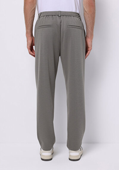 اعرض التفاصيل لـ أخضر للرجال بناطيل