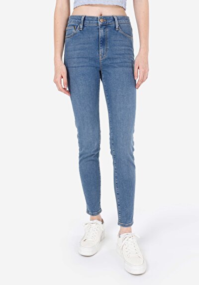 صورة من Skinny Fit جينز نيلي نسائي