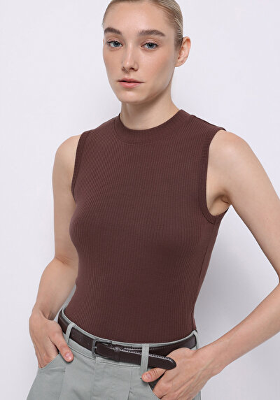 صورة من بني للنساء 