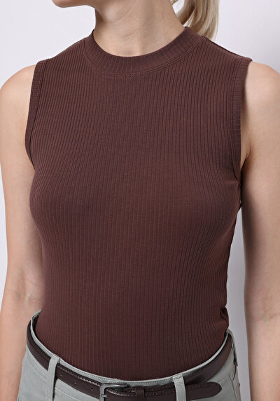 صورة من بني للنساء