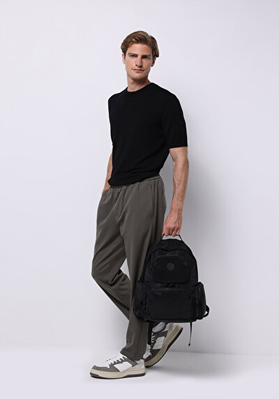 اعرض التفاصيل لـ أخضر للرجال بناطيل