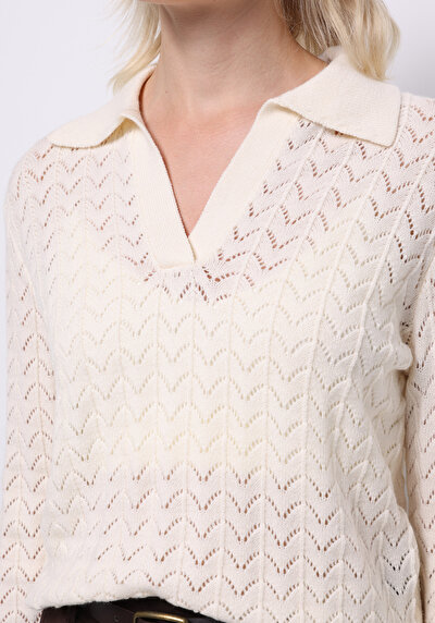 صورة من أبيض للنساء