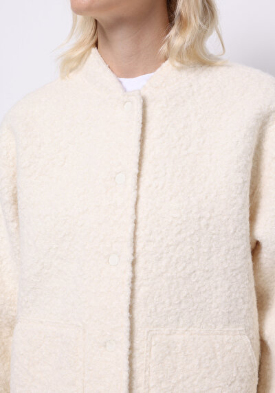 اعرض التفاصيل لـ بيج فاتح للنساء 