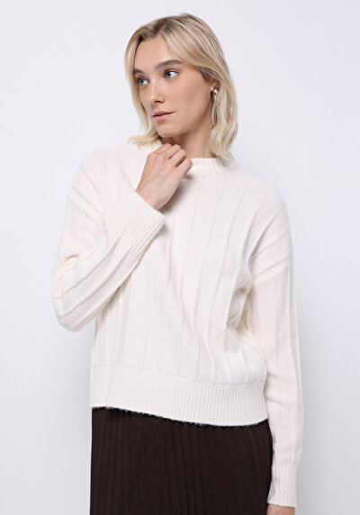 صورة من أبيض للنساء 