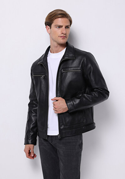 صورة من أسود للرجال جاكيت جلد