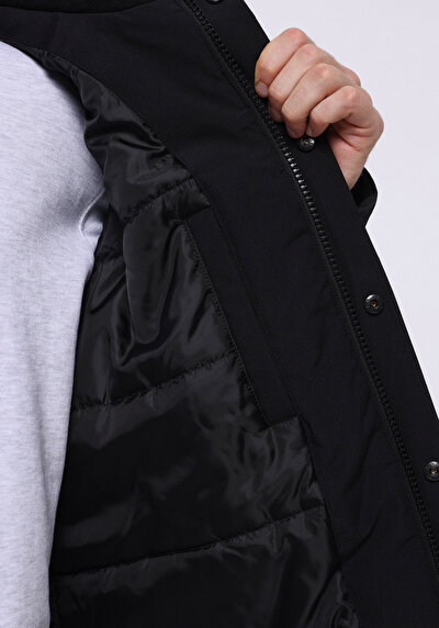 اعرض التفاصيل لـ أسود للرجال جاكيت