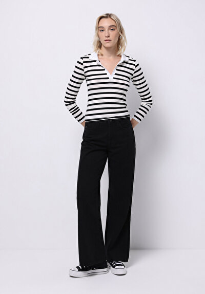 صورة من أسود للنساء بلوزة كم طويل