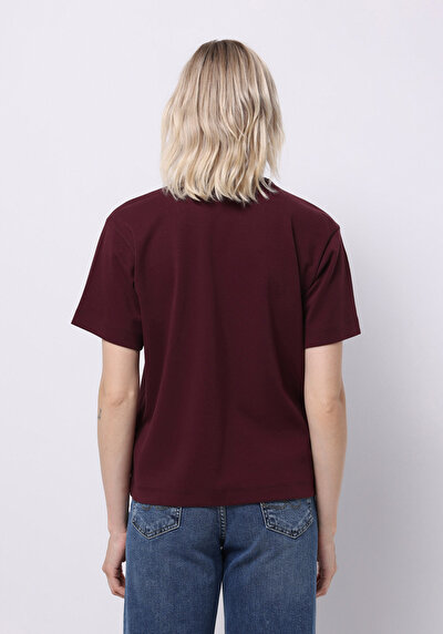 اعرض التفاصيل لـ أرجواني للنساء تي شيرت بأكمام قصيرة