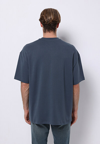 صورة من أزرق للرجال تي شيرت بأكمام قصيرة