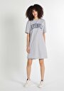 thumb-اعرض التفاصيل لـ كومفورت فيت مطبوعة نسائية رمادي قصيرة الأكمام فستان