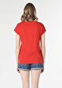 thumb-اعرض التفاصيل لـ أحمر للنساء تي شيرت بأكمام قصيرة