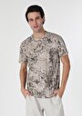 thumb-اعرض التفاصيل لـ   رقبة مستديرة مطبوعة رجالي بيج كم قصير تي شيرت